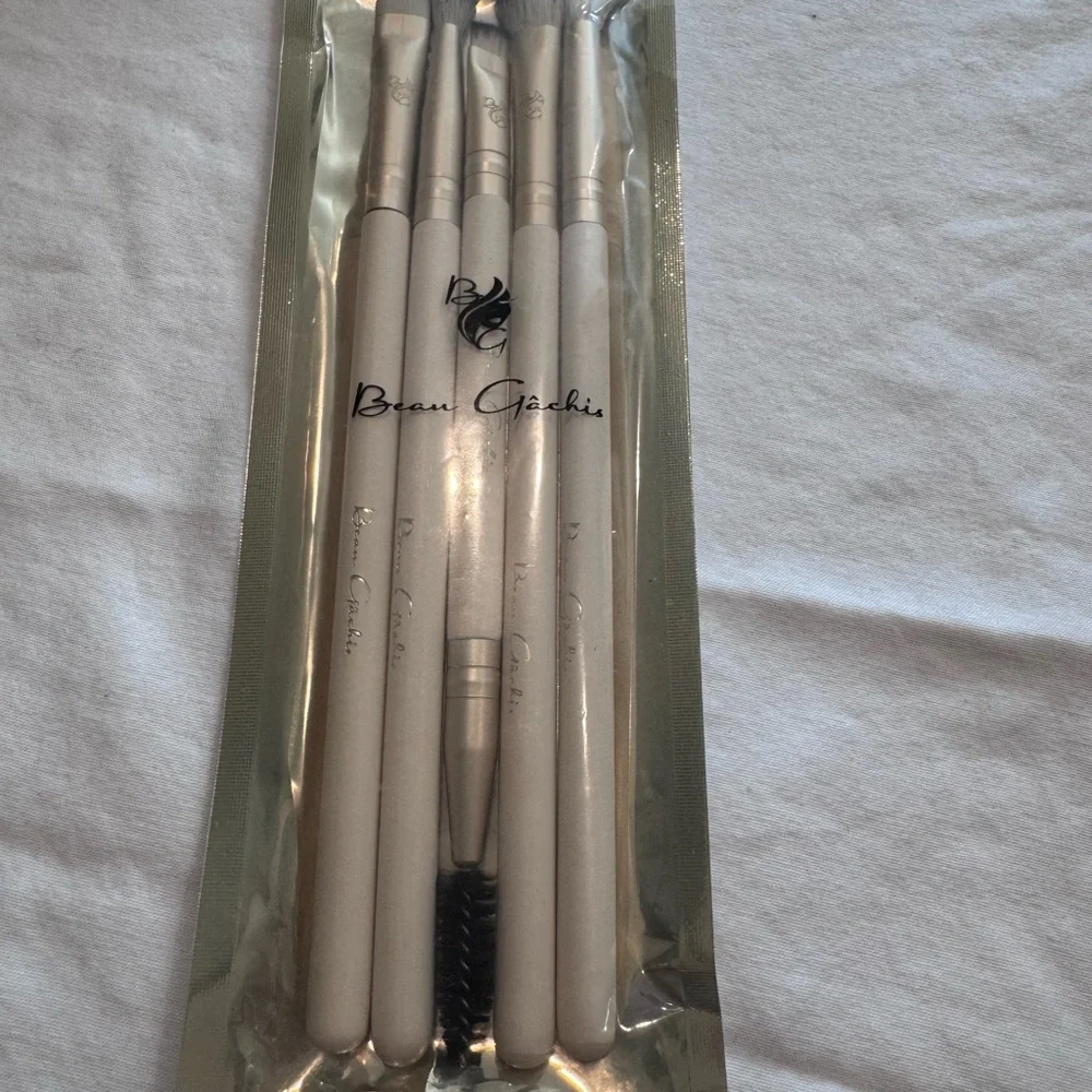 Beau Gâchis Makeup New Unopened Brush Set